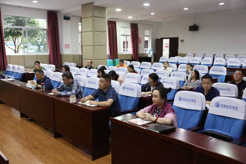 umTW_1653643051897019516.jpg 2.jpg